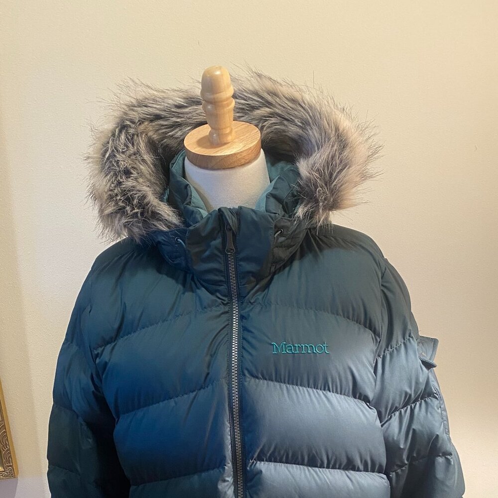 Like New Marmot Loden Green Down Filled Winter Jacket in XL